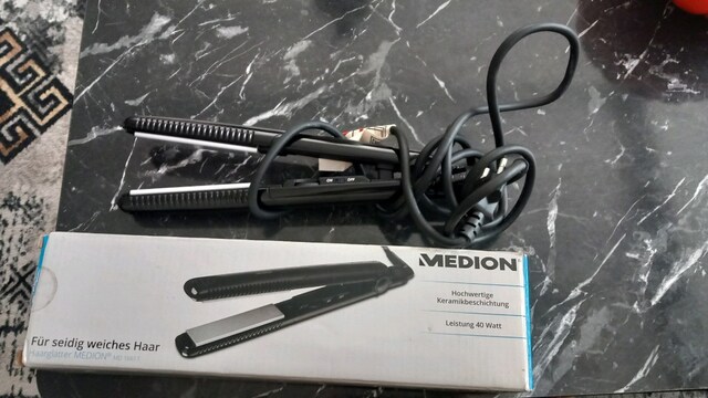 MEDION SAÇ DÜZLEŞTİRİCİ