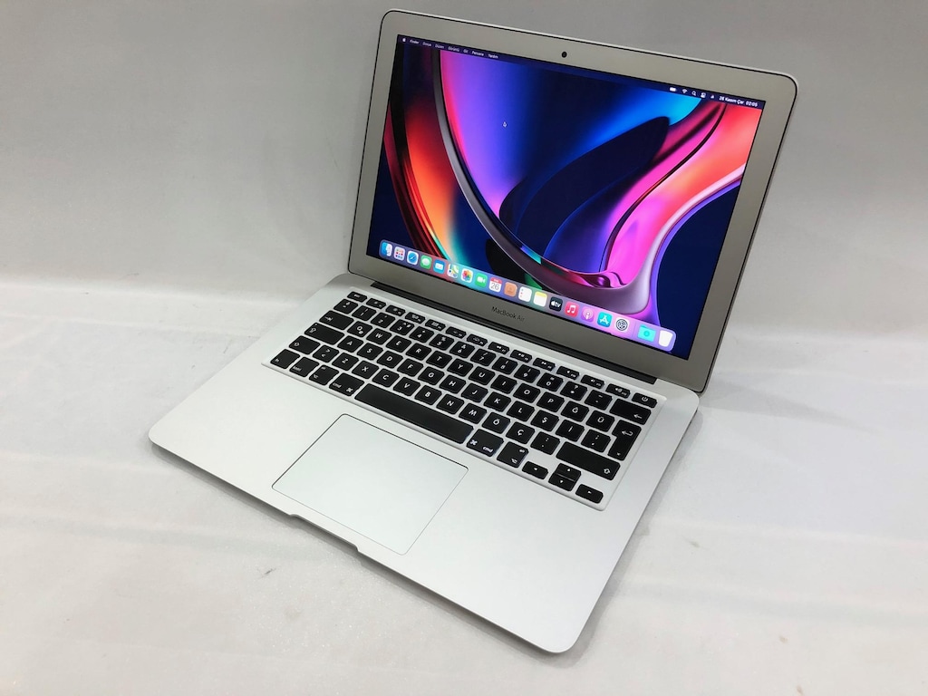 APPLE MACBOOK AİR LAPTOP - 4