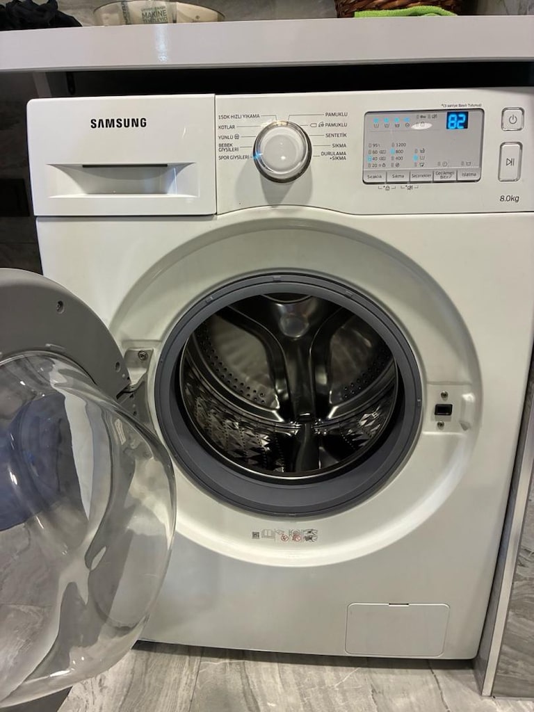 Sahibinden çalışır vaziyette 7kg kapasiteli Samsung çamaşır makinesi - 2