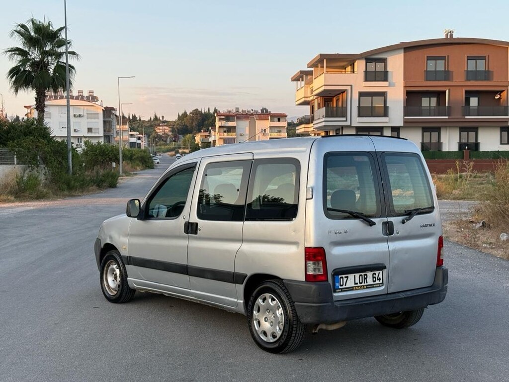PEJO PARTNER BERLİNGO - 3
