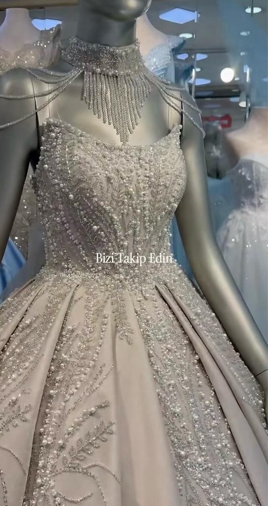 Özel Dikim Prenses Model Taş-Altın Rengi Nişanlık - 2
