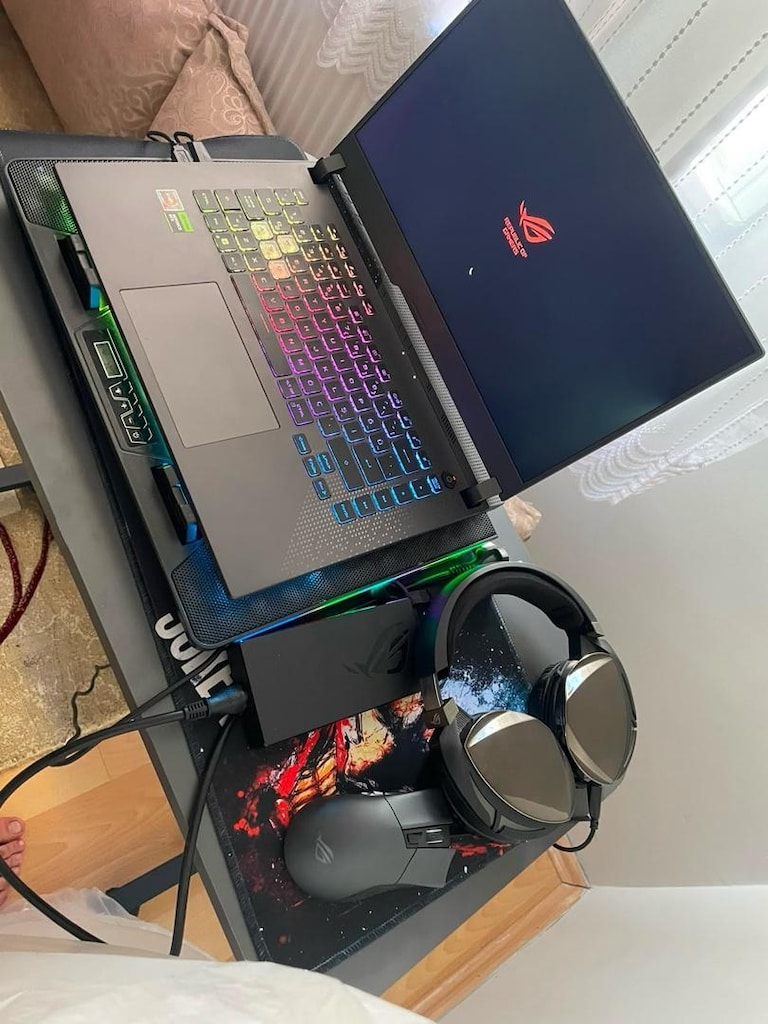 İHTİYAÇTAN TAM SET / ÇİZİKSİZ ASUS ROG STRIX G513 (R7-3050-DDR5) - 3