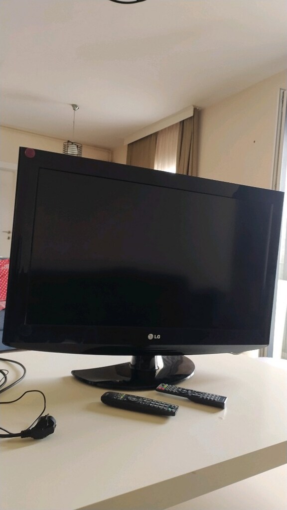 LG marka 70 cm eninde TV - 4