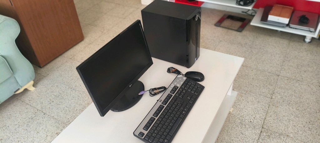 HP PAVİLİON FULL SET _. GRAFİK CANAVARİ. İ5 _8GB DDR4_4GB RX550_SSD - 8
