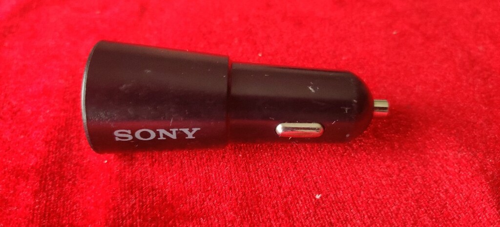 Sony CP-CADBCE Tek USB Çıkışlı 2.4 A Siyah Hızlı Araç Şarjı. - 3