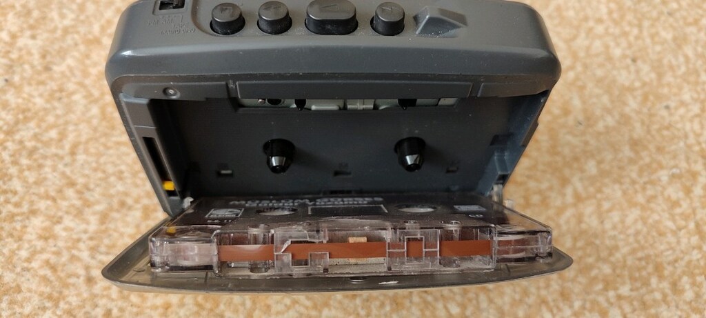 Sony marka radyolu walkman - 6