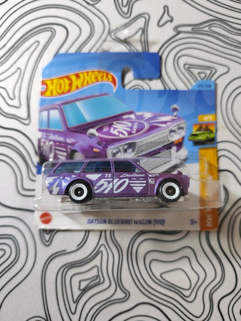 Hot Wheels Datsun Bluebird wagon (510) - 2