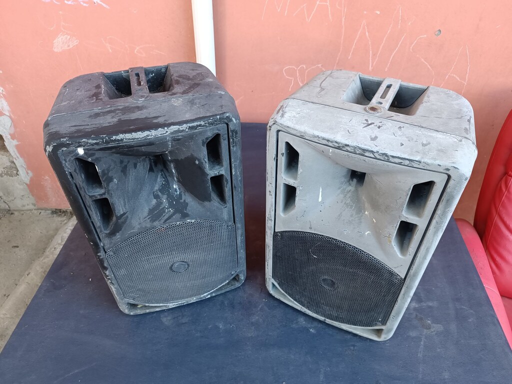 RCF MK4 10 inç 400W RMS 2 Yollu Aktif Sahne Monitörü (ART 310-A) - 10