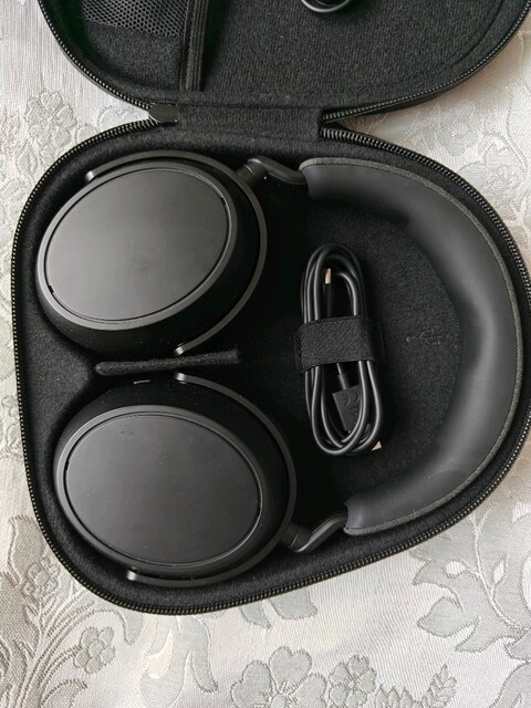 Sennheiser Momentum 4