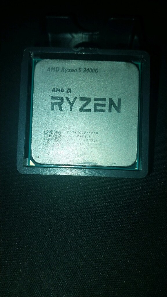 Amd Ryzen 5 3400 G - 2
