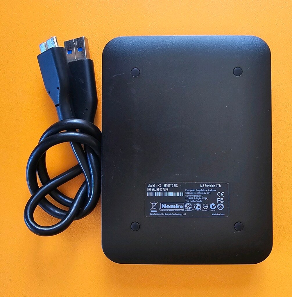 SAMSUNG 1TB USB 3.0 HARİCİ HARDDİSK - 3