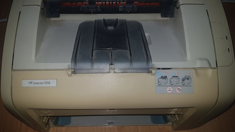 HP LaserJet 1018 Printer - 5