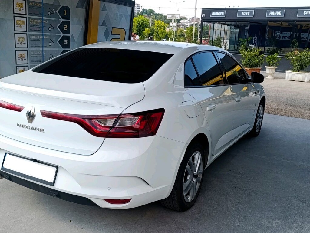 RENAULT MEGANE 4 1.5 DCi OTOMATİK adblue kazasız boyasız tramersiz - 19