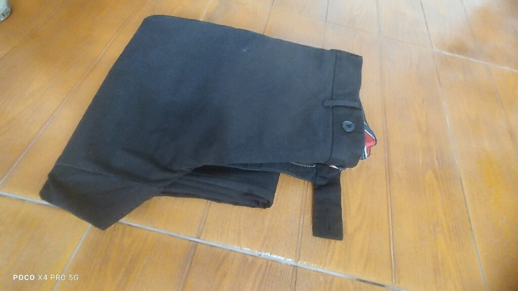 #Zara keten pantolonLikrasızdır, belden daraltılmıştır. - 2