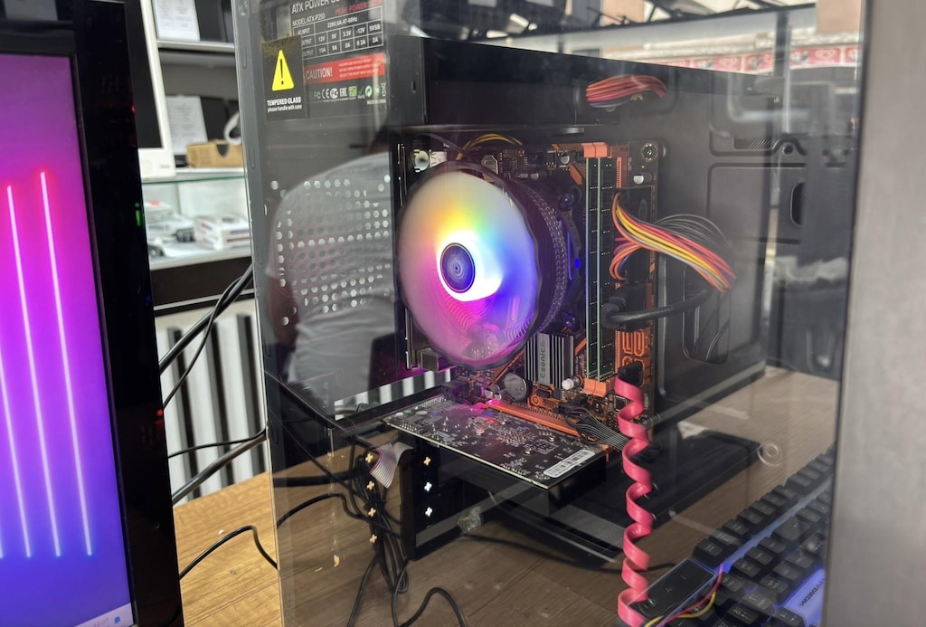 MASAÜSTÜ BİLGİSAYAR 16 GB RAM İ5 4570 4 GB EKRAN KARTLI 22 İNÇ EKRAN - 4