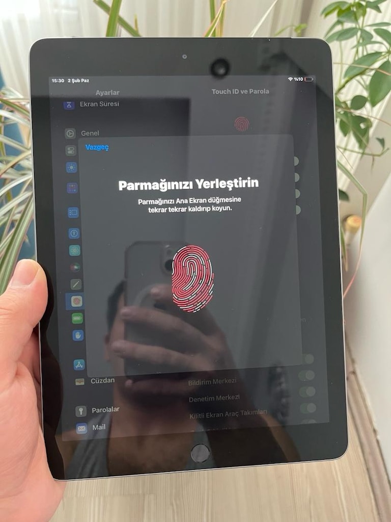 İPad 6. NESİL 32 GB Sım Kartlı Model - 4