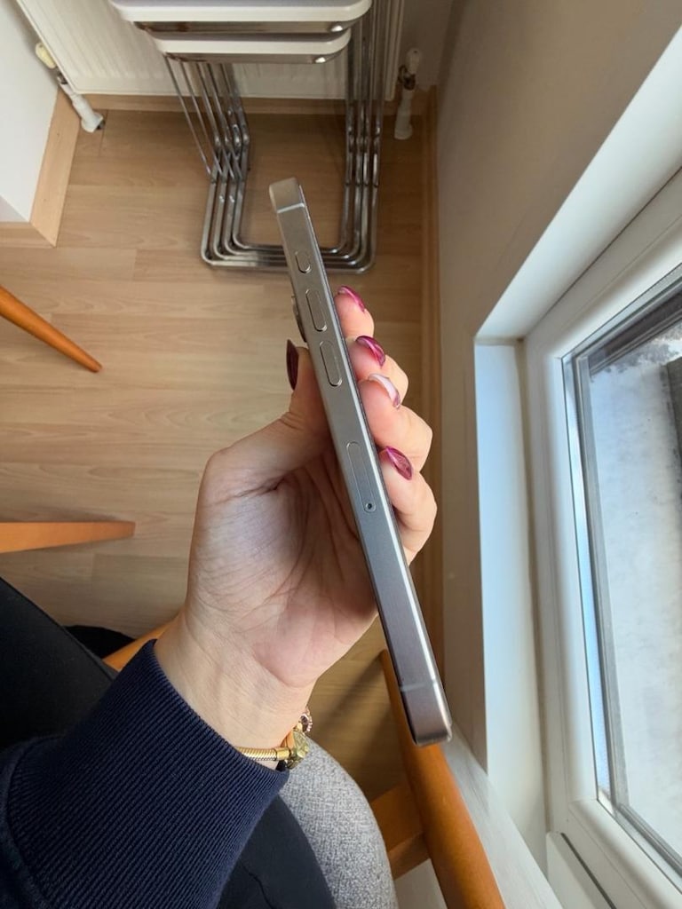 Iphone 15 Pro 128 GB Naturel - 7