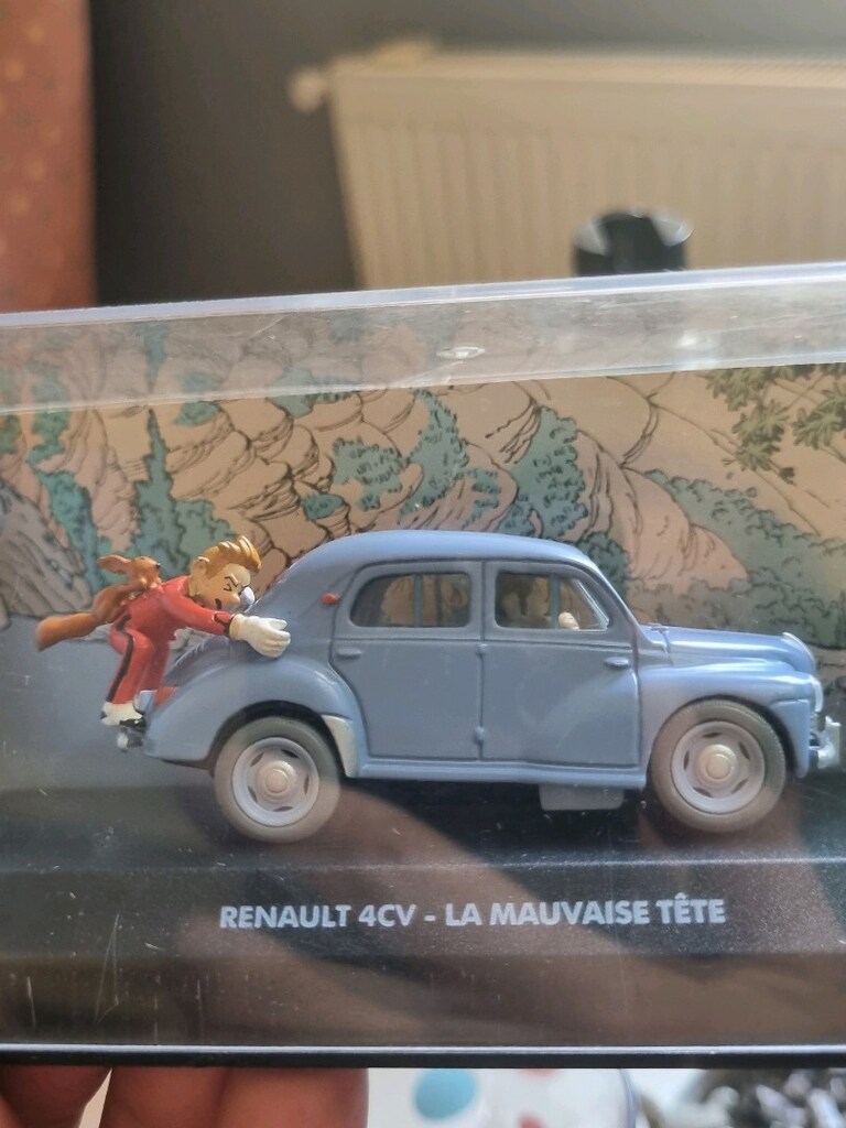 Atlas Spirou & Fantasio Renault 4CV 1:43 Koleksiyon - 2