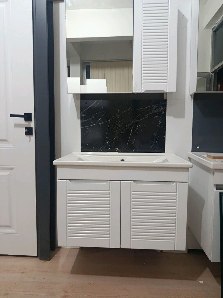 DUVARA ASMALI ULTRA BALON KAPAK BANYO DOLABI - 7
