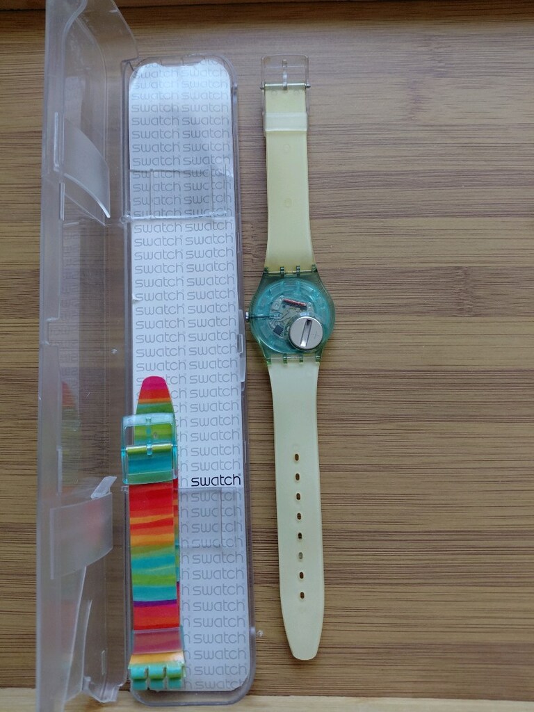 SWATCH MARKA BAYAN SAAT - 2