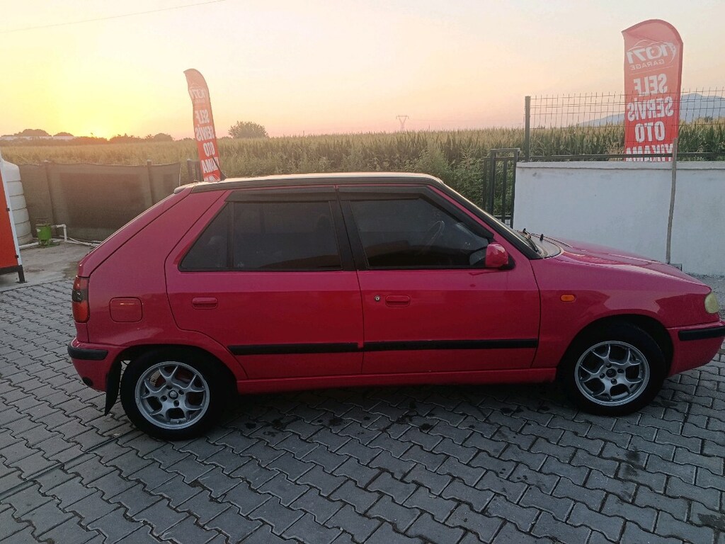 Skoda Felcia - 2