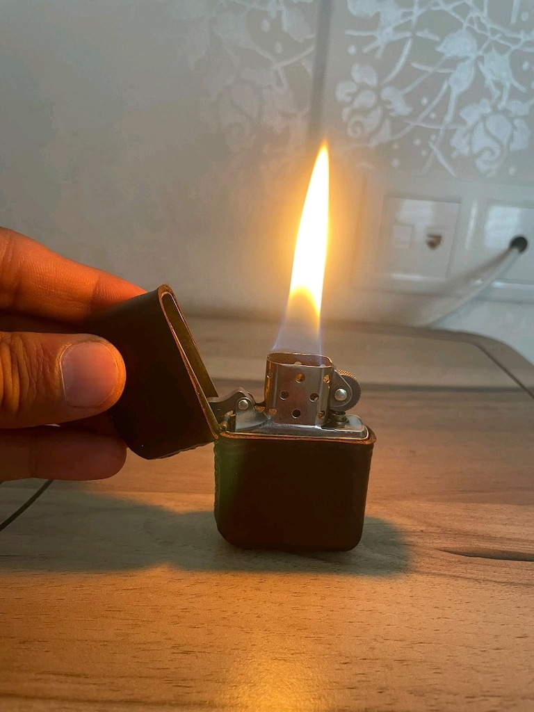 orjinal saat ve Zippo çakmak - 11