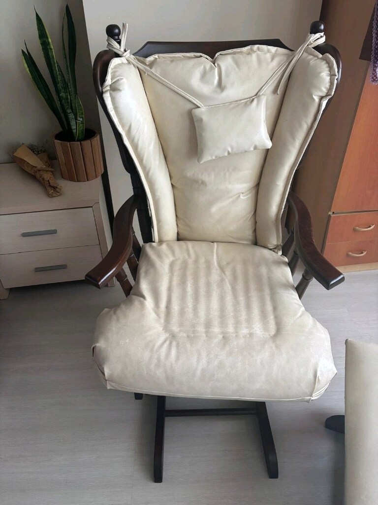 Ayaklıklı Ceviz Sallanan Sandalye - 5