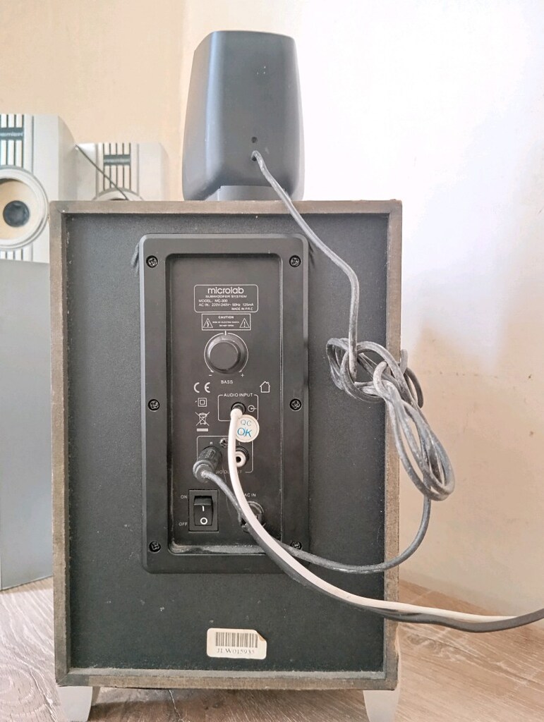 microlab 2+1 ses sistemi kuvetli basli - 5