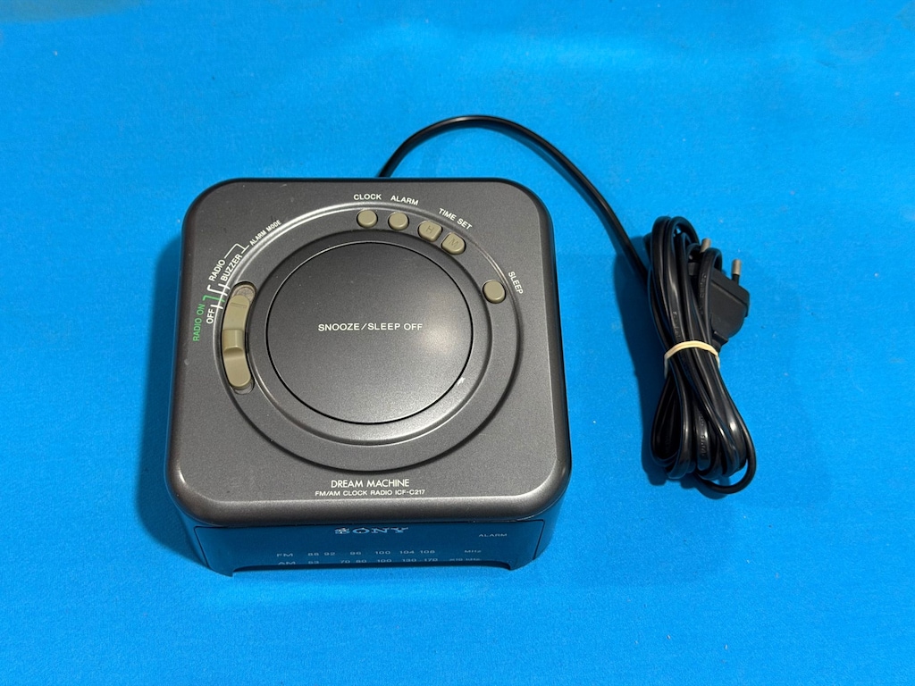 Sony ICF-C217 Dream Machine FM-AM Alarmlı Saatli Radyo - 2