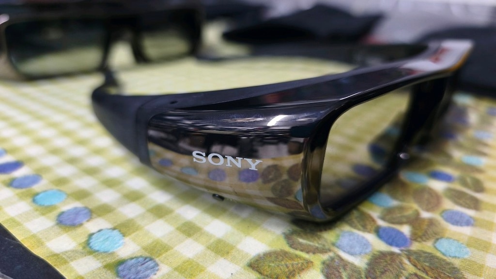 Sony TDG-BR100 Active 3D Gözlük - 3 Adet + Orijinal Kılıfları - 5