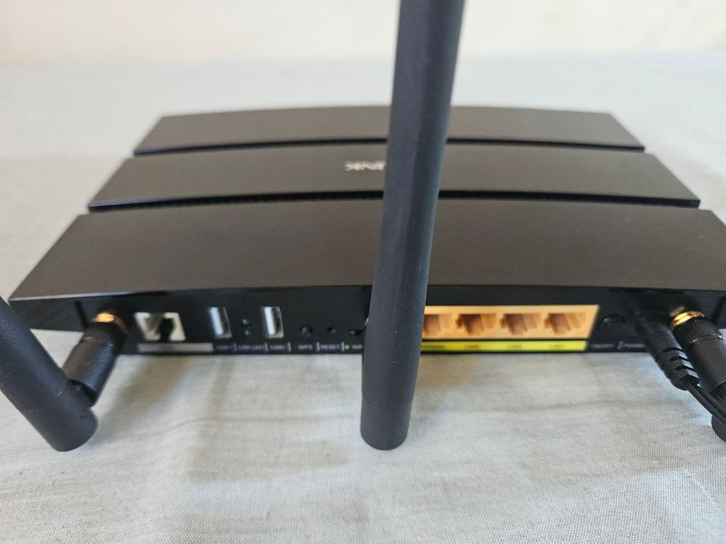 TP-Link TD-8980 N600 Wireless Dual Band Gigabid Adsl2+ Modem Router - 2