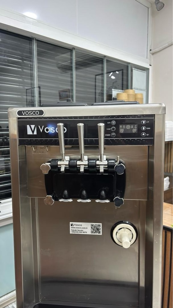 Vosco VD635AP 3 Kollu Soft Dondurma Makinesi – 28 Lt/Saat - 3