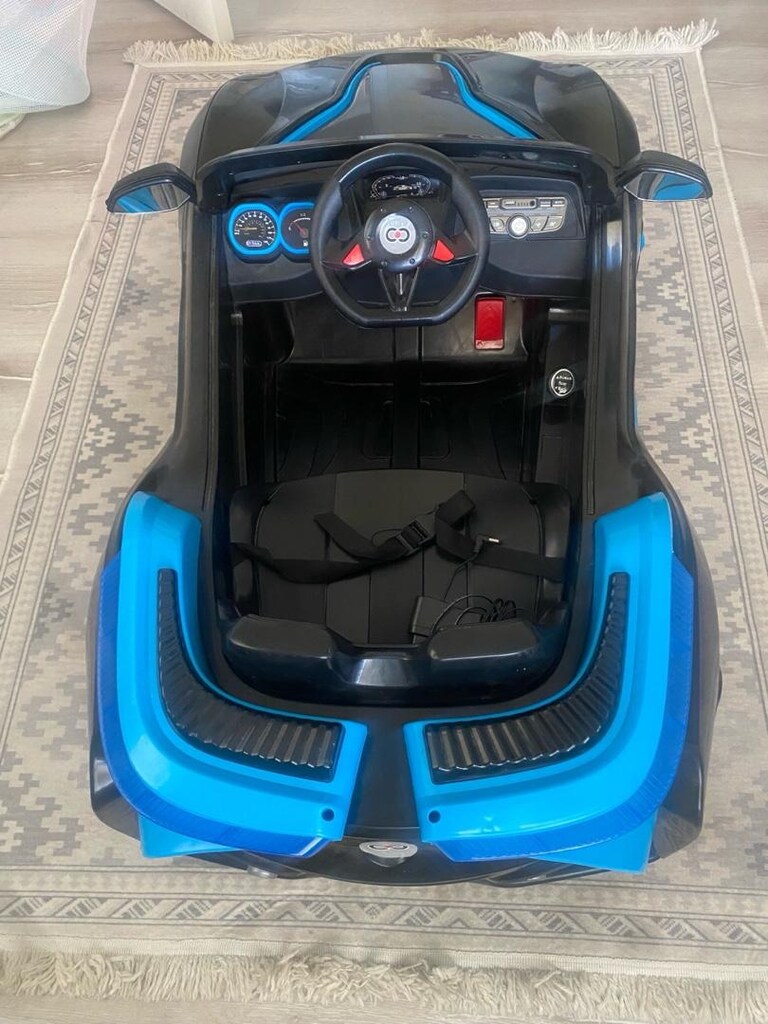 AKÜLÜ ARABA BMW İ8 Modeli - 3