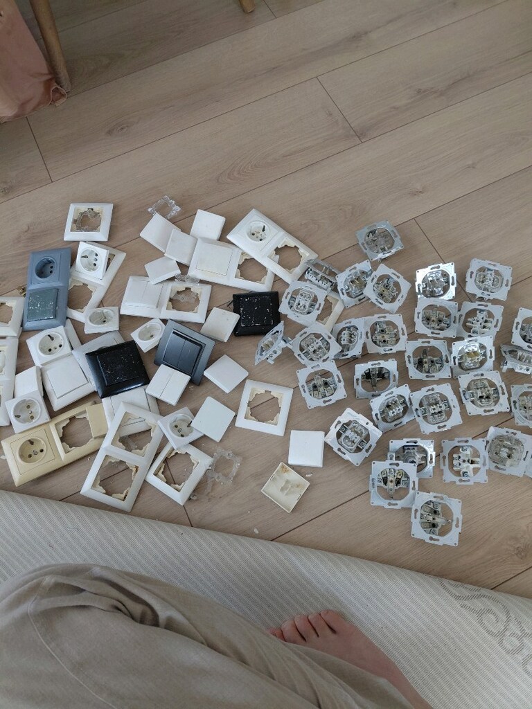 priz ve elektrik düğmeleri - 2