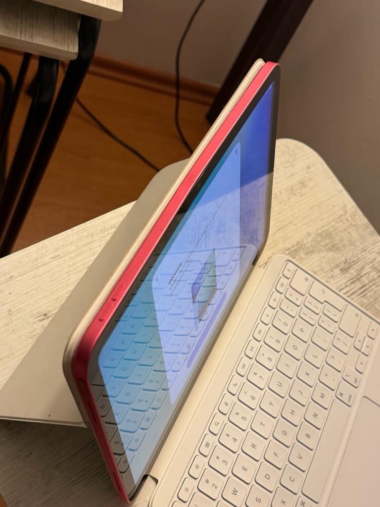 Apple Ipad 10. Nesil ve Magic Keyboard - 5