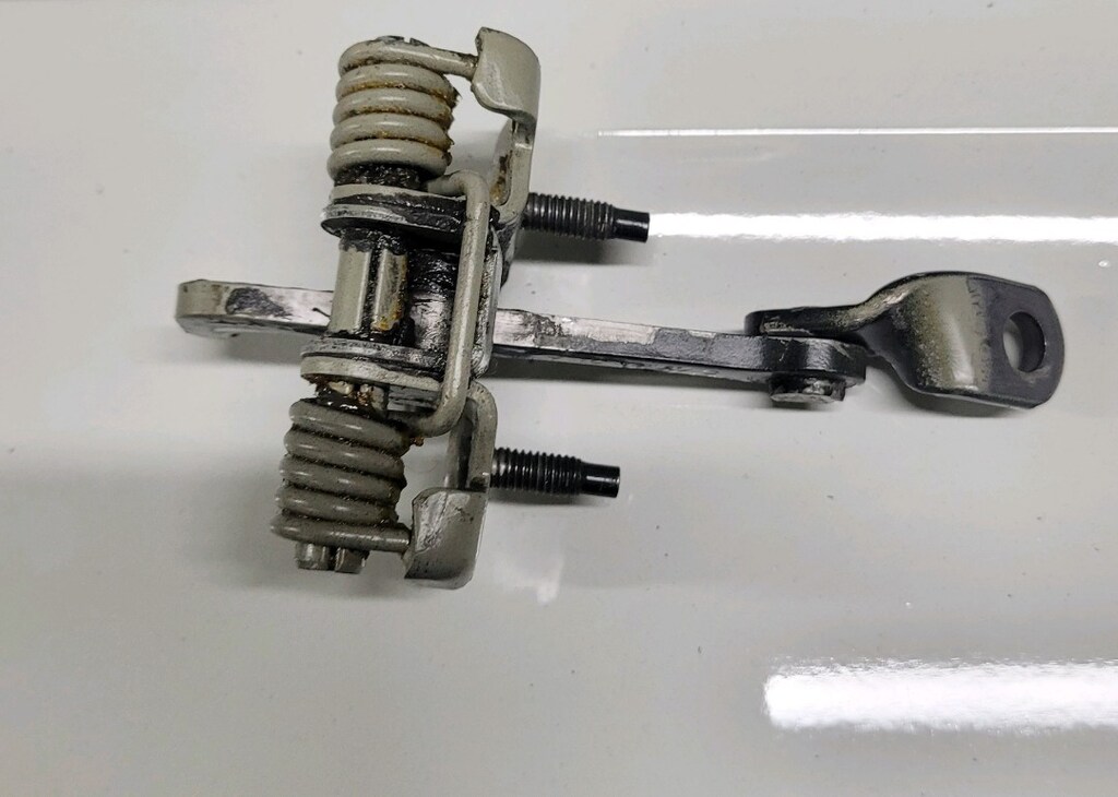 2011 toyota corolla sol ön kapı gergi demiri orjinal çıkma - 2