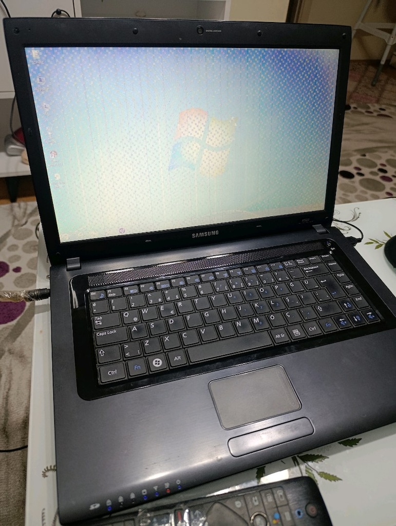 Samsung leptop ekran kartı arizali - 3