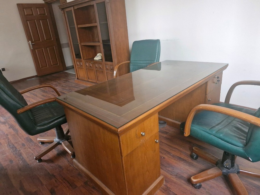 ofis eşyaları satılıktır. - 2
