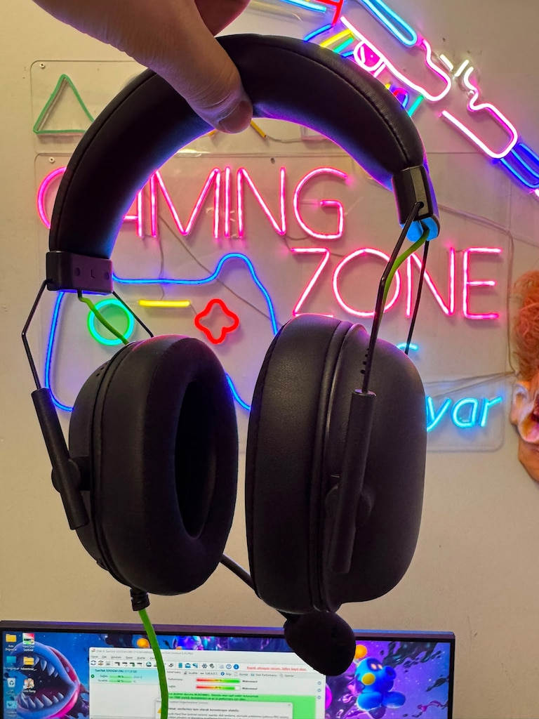 Razer BlackShark V2 X 7.1 Kablolu Kulak Üstü Oyuncu Kulaklığı - 2