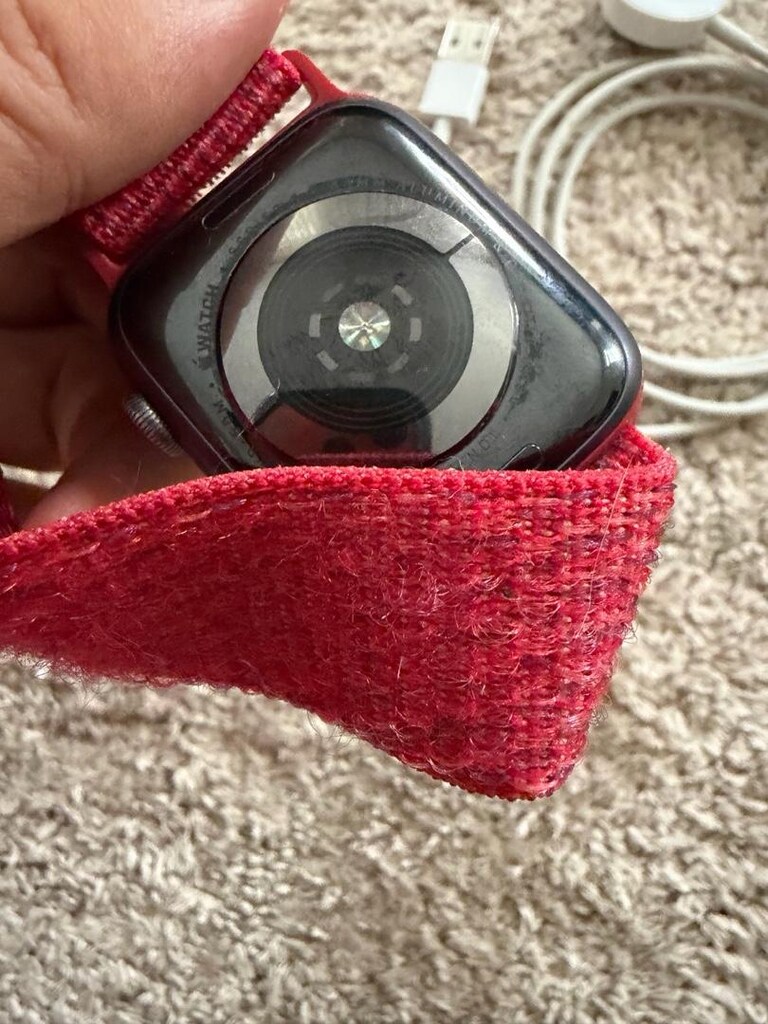 Apple Watch 5. seri 44 mm - 4
