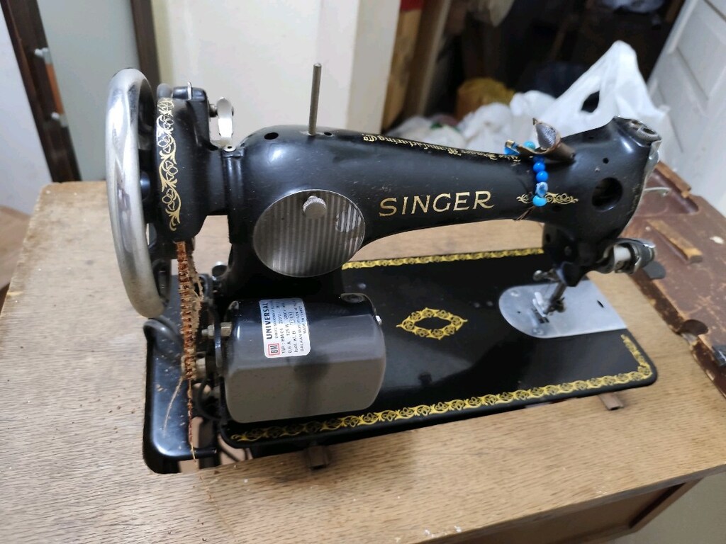 Singer dikiş makinası antika - 5