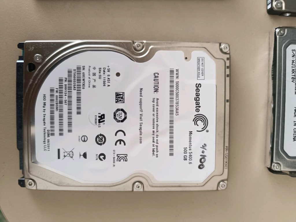 500 GB 8 adet 2,5" hdd - 2