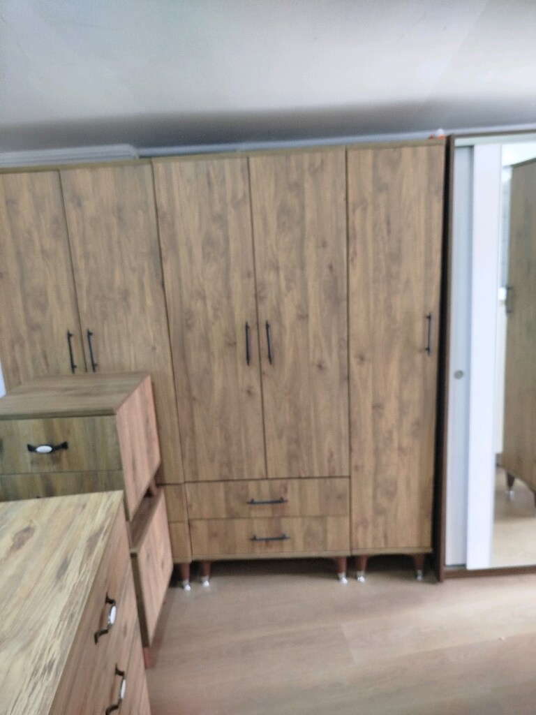 3 KAPAKLI CEVİZ GARDIROBU - 3
