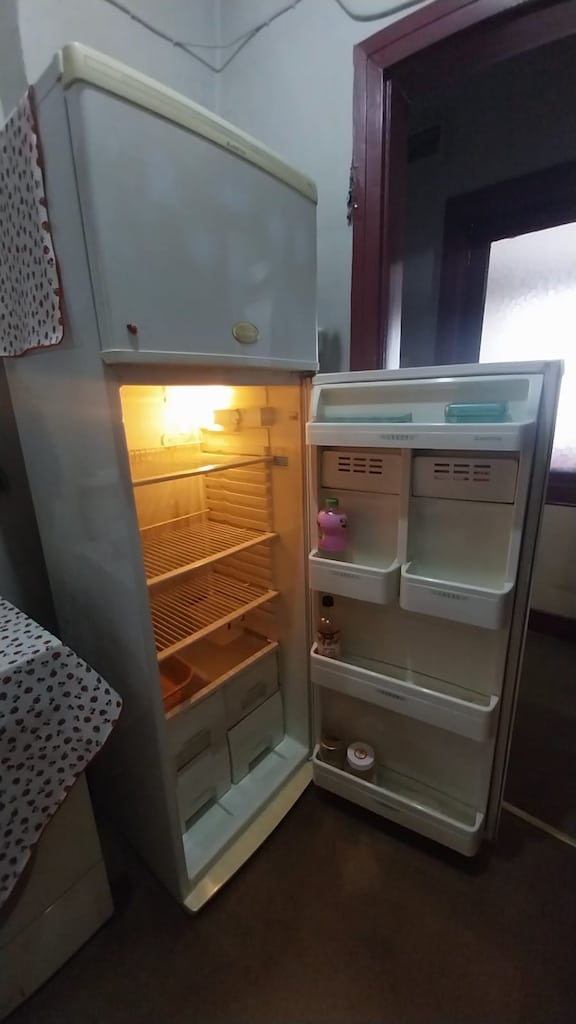 Ev Mobilyası ve Beyaz Eşya (taşınma sebebiyle elden çıkarılmaktadır) - 12