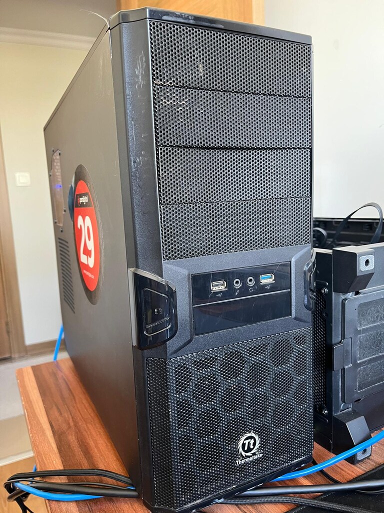 RYZEN 5500 / Rx 5700 Xt 8gb / 16 RAM / OYUNCU GAMİNG BİLGİSAYARI - 2