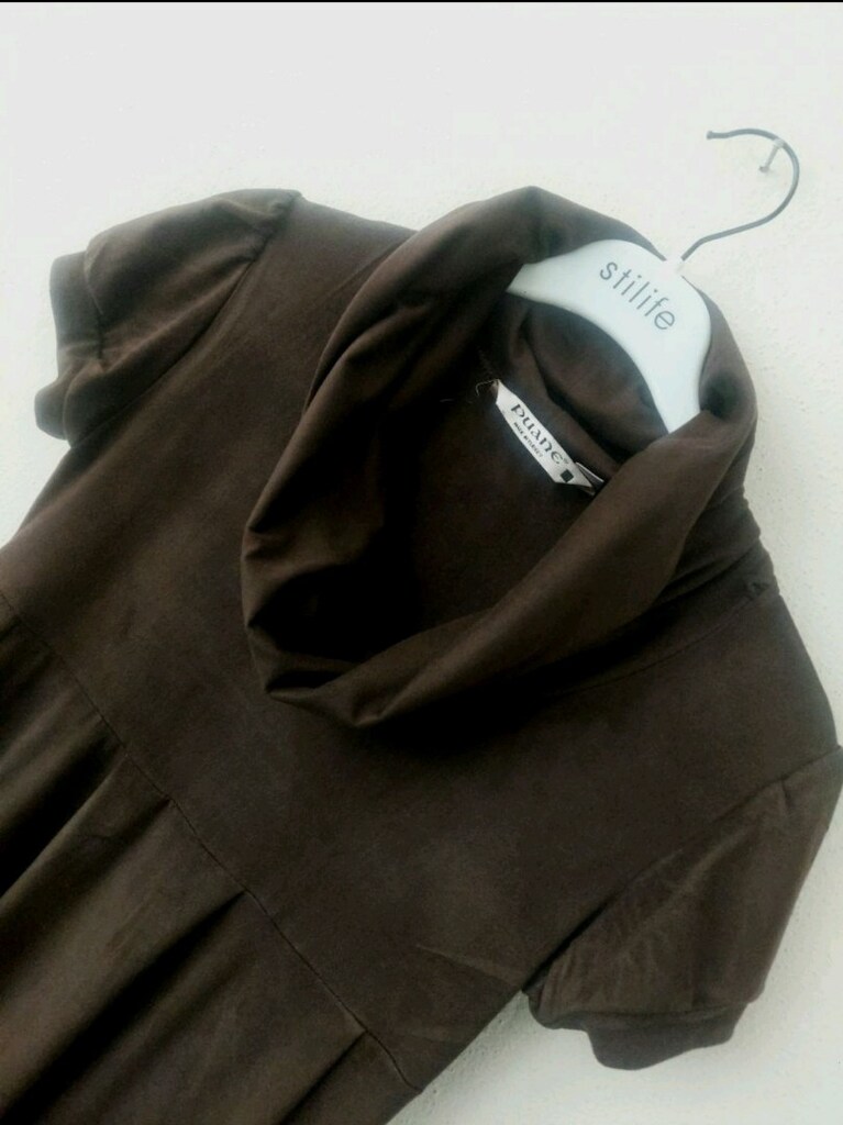 PUANE Süet Görünüm Drape Yaka Elbise — görsel 3/9