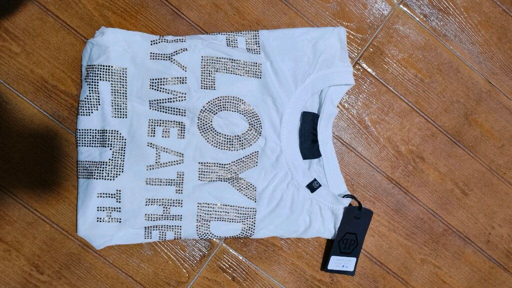 #Kadın tshirt . Philip Plein ünlü markadan Piyasası çok pahalıdır.. - 2