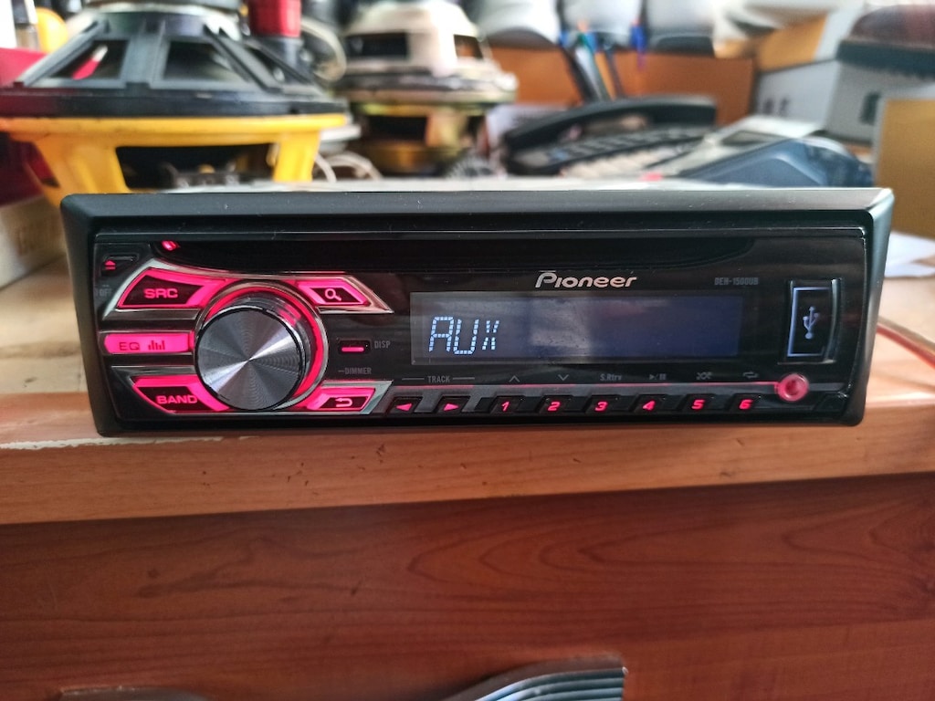 sıfır gibi eski seri Pioneer USB AUX RADYO BULUTUT tek anfi çıkışli - 4