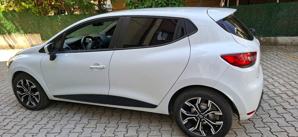 2017 clio4 - 18