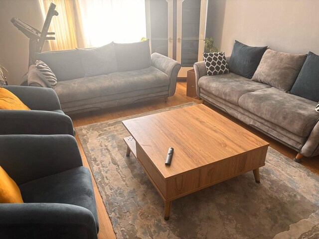 koltuk takımı, tv sehpası, vitrin